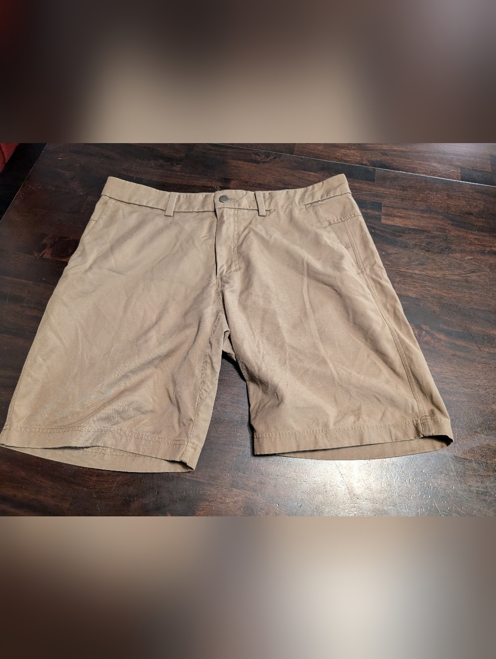 lululemon athletica Commission Shorts, Men's 34, Khaki
